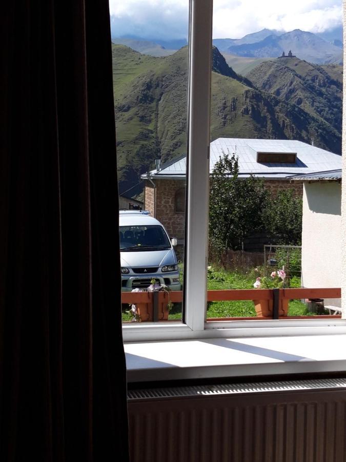 Guest House Elguja Qushashvili Kazbegi Εξωτερικό φωτογραφία