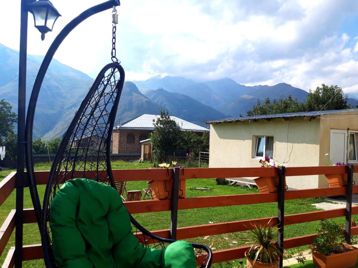 Guest House Elguja Qushashvili Kazbegi Εξωτερικό φωτογραφία