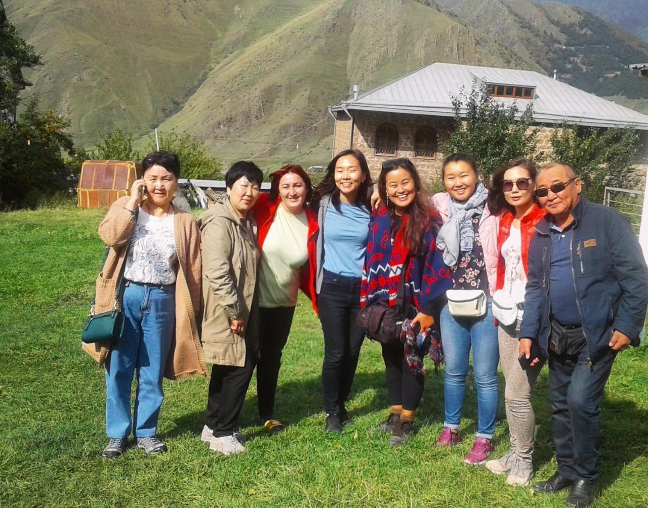 Guest House Elguja Qushashvili Kazbegi Εξωτερικό φωτογραφία