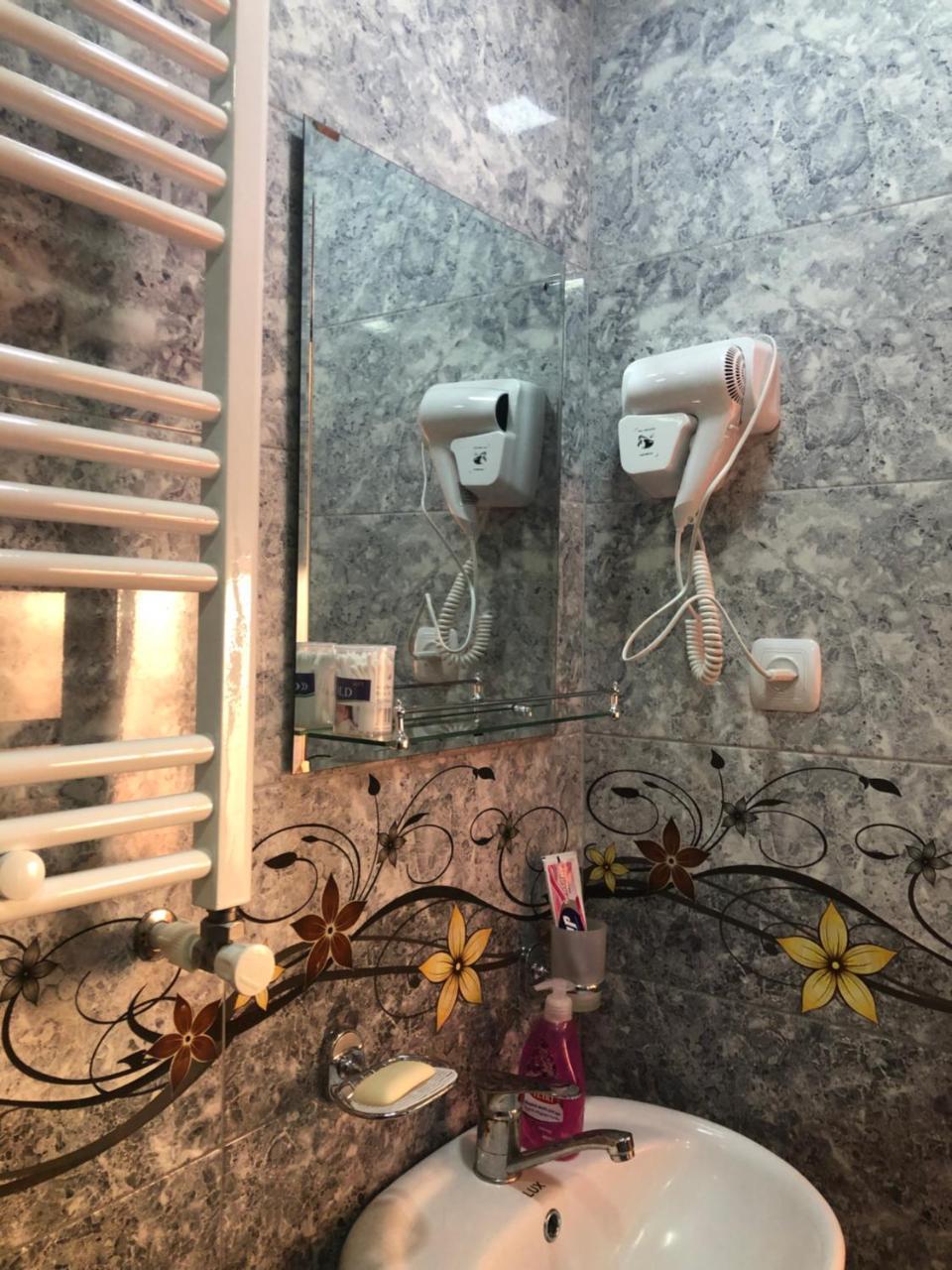 Guest House Elguja Qushashvili Kazbegi Εξωτερικό φωτογραφία