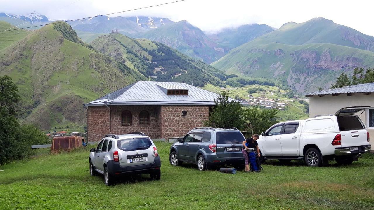 Guest House Elguja Qushashvili Kazbegi Εξωτερικό φωτογραφία